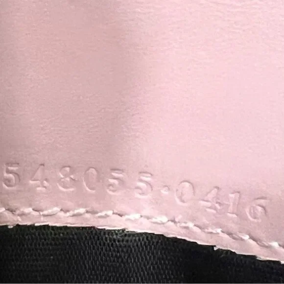 Gucci
GG Signature Leather Continental Wallet - Picture 8 of 8